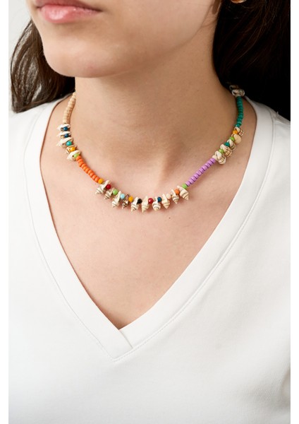 Kadın Deniz Kabuğu Model Taşlı Kolye modelleri