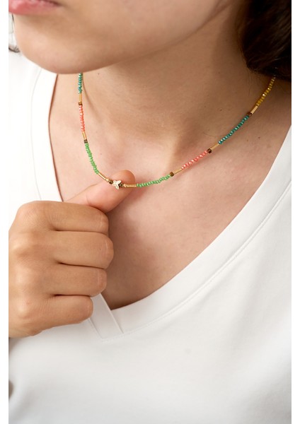 Kadın Kelebek Detaylı Renkli Taşlı Kolye fiyatları