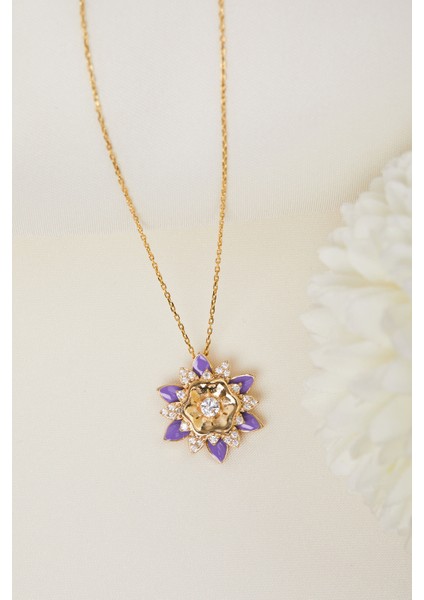 925 Ayar Gümüş Mor Mineli Lotus Kolye