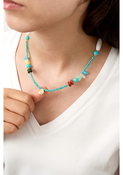 Kadın Damla Model Kalp Taş Detaylı Renkli Taşlı Kolye