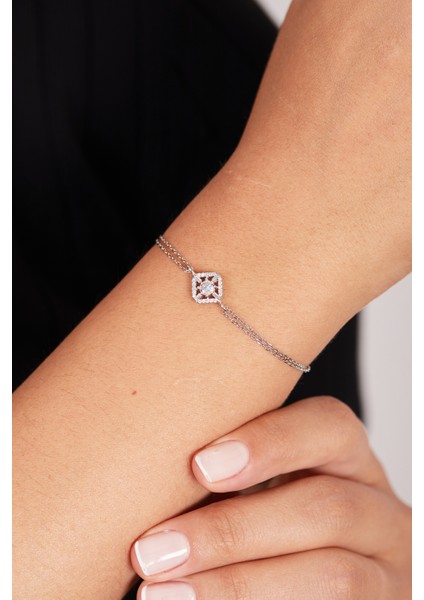 925 Ayar Gümüş Tek Taşlı Kare Model Zarif Bileklik fiyatları