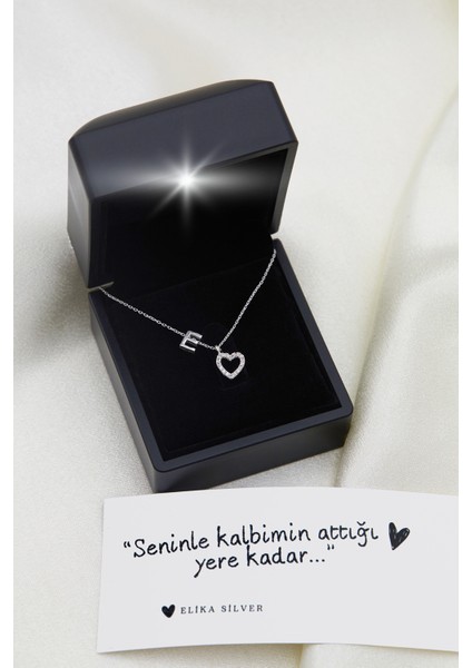 Işıklı Kutuda 925 Ayar Gümüş Harfli Kalp Kolye