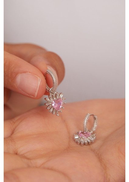 925 Ayar Gümüş Baget Taşlı Kalp Küpe modelleri