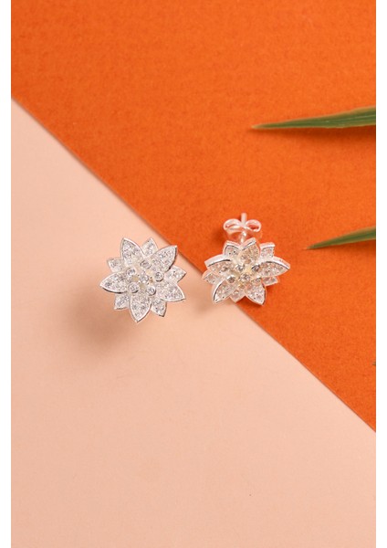 925 Ayar Gümüş Modern Lotus Küpe ELKAB92307