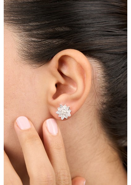 925 Ayar Gümüş Modern Lotus Küpe ELKAB92307 modelleri