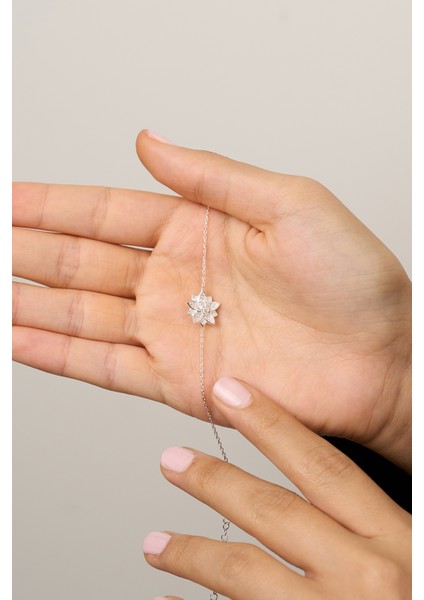 925 Ayar Gümüş Modern Lotus Bileklik ELKAB92306 indirimleri