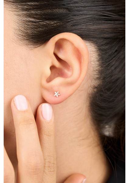 925 Ayar Gümüş Minimal Lotus Küpe ELKAB92299