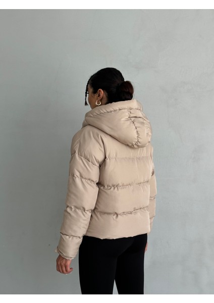 Yakası Bağcıklı Puffer Şişme Mont indirimleri