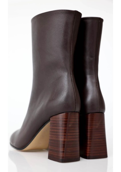 Kahverengi Topuklu Bot 24454 indirimleri