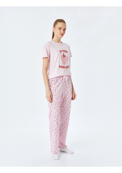 Çilek Baskılı Kısa Kollu Pamuklu Pijama Takımı