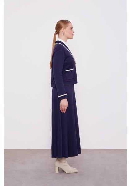 Lacivert İnci Şeritli Etekli Takım modelleri