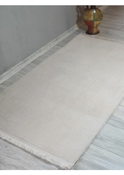 Plus Kaymaz Tabanlı Kabartmalı Saçaklı Salon Koridor Mutfak Halısı