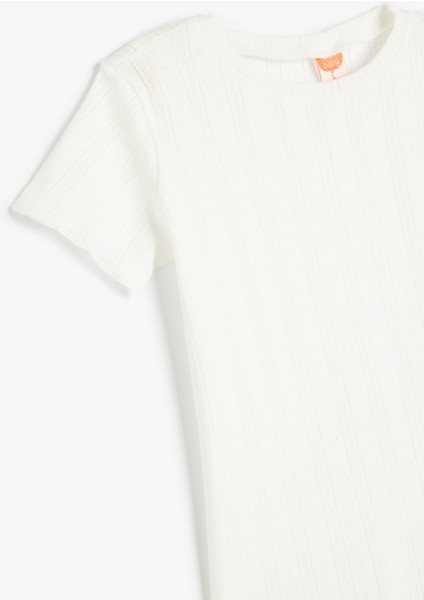 Bisiklet Yaka Kısa Kollu Pamuklu Basic Tişört modelleri