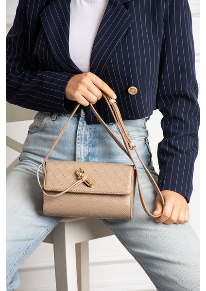 Örmeli Küçük Çapraz Postacı Vizon Çanta