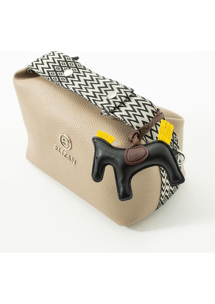 Kolonlu At Detaylı Spor Vizon Kadın Çantası fiyatları