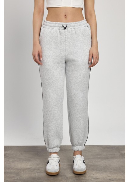 2170 Yanları Piye Detay Eşofman Gri fiyatları