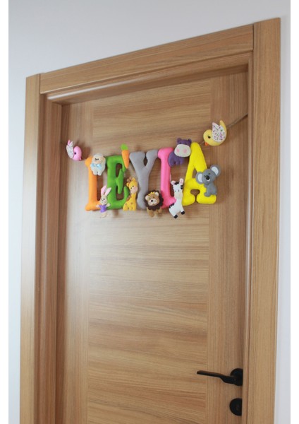 Leyla Isimli Bebek Kapı Süsü modelleri