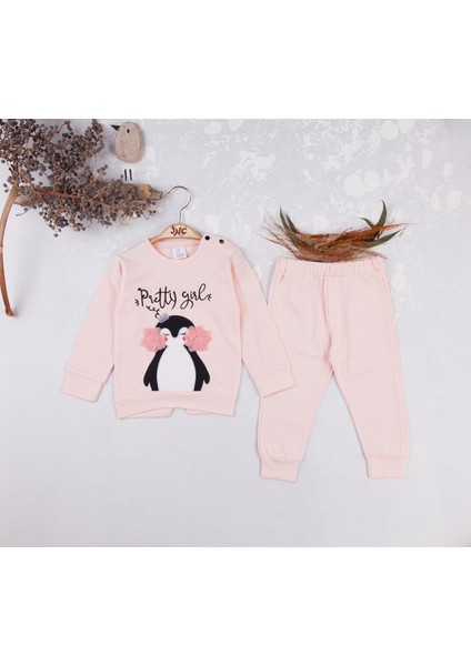 Kız Bebek Nakış Işlemeli Penguen Desenli Ikili Takım