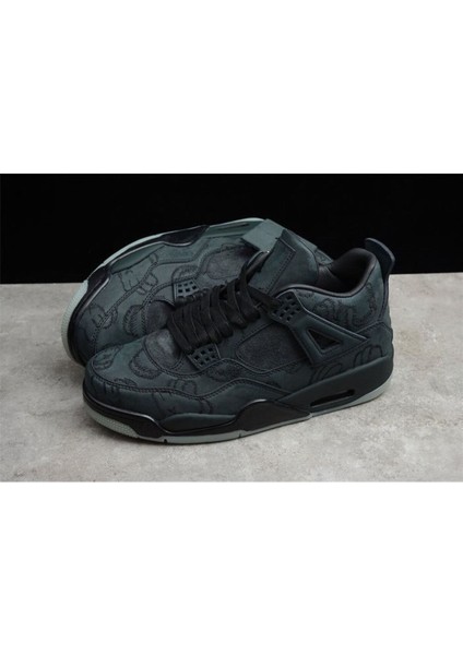 Aj R4 Kaws "specıal Edıtıon"