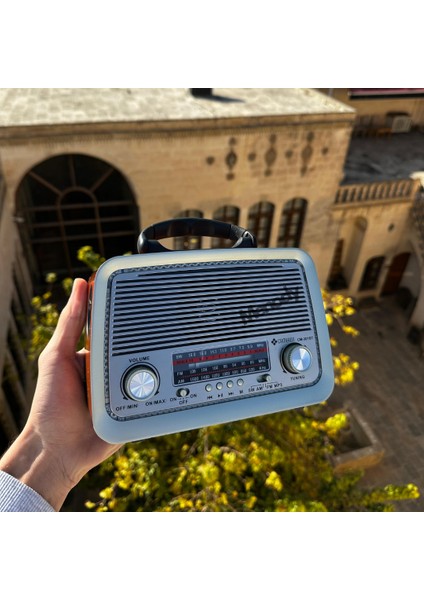 2025 Yeni Tasarım 301 Şarjlı Nostaljik Görünümlü Retro Fenerli Radyo Bluetoothlu Radyo Müzik Kutusu fırsatları