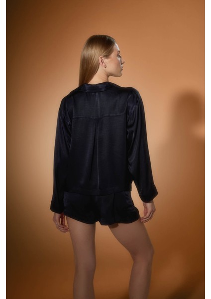 Kadın Vegan Dokuma Cep Detaylı Bağcıklı Şort fırsatları