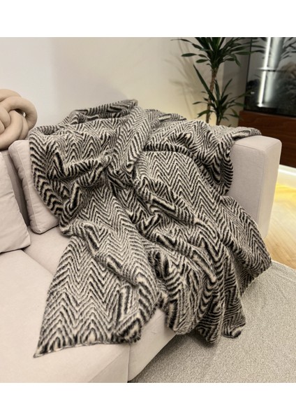 Peluş Örtü Kaymaz Koltuk Örtüsü Çizgi Desenli Koltuk Örtüsü 200 x 75 cm