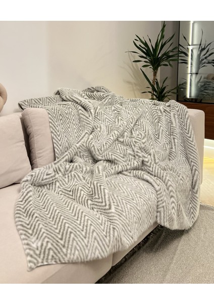 Peluş Örtü Kaymaz Koltuk Örtüsü Çizgi Desenli Koltuk Örtüsü 200 x 150 cm