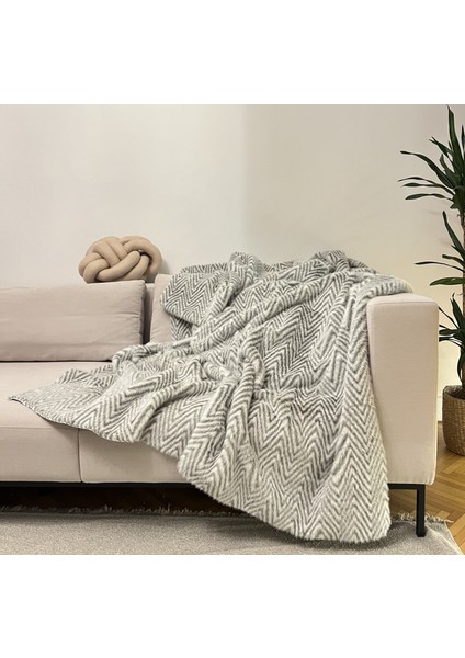 Peluş Örtü Kaymaz Koltuk Örtüsü Çizgi Desenli Koltuk Örtüsü 200 x 150 cm