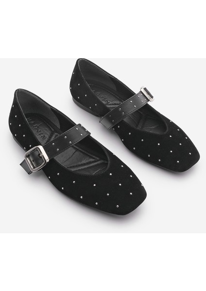 Kadın Küt Burun Tokalı Zımbalı Babet Velona Siyah Süet indirimleri