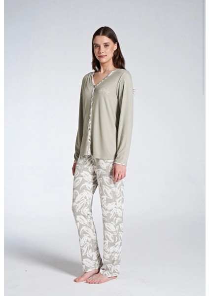 Kadın Uzun Kol Büyük Beden Önden Düğmeli Yakasız Pijama Takımı fiyatları