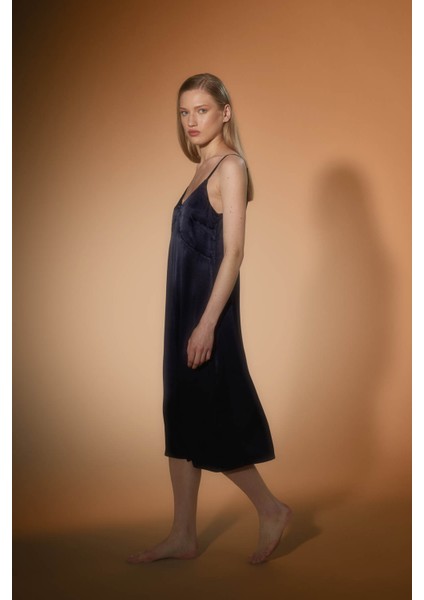 Kadın Vegan Dokuma Ayarlanır Ip Askılı V Yaka Elbise fiyatları