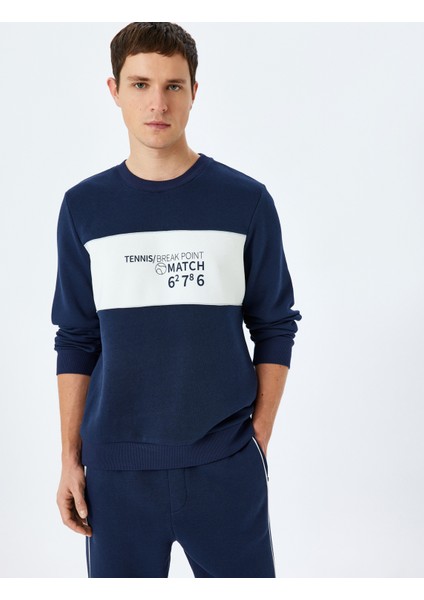 Bisiklet Yaka Renk Bloklu Pamuk Karışımlı Slogan Baskılı Sweatshirt