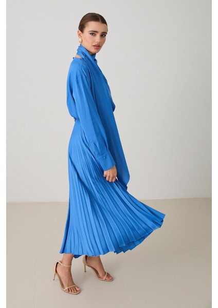 Mavi Kemer Detaylı Pileli Uzun Kollu Midi Boy Elbise modelleri