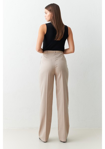 Vizon Kemerli Pile Detaylı Rahat Kesim Pantolon fırsatları