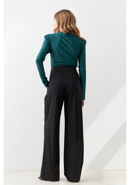 Siyah Bel Detaylı Rahat Kesim Pantolon modelleri