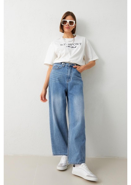 Açık Mavi Belde Düğme Detaylı Kot Pantolon fiyatları