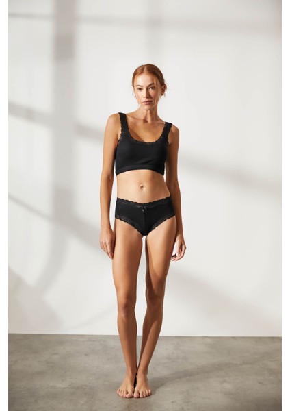 Kadın Dantel Detaylı Külot modelleri