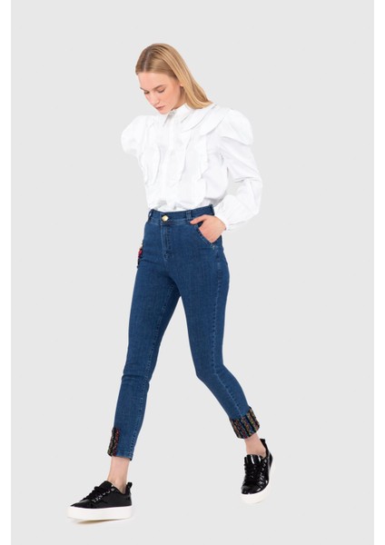 Paçası Garni Kumaş Detaylı Mavi Skinny Jean fiyatları