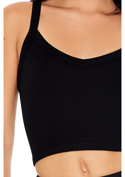 Dikişsiz Kısa Kesim Askılı Atlet indirimleri