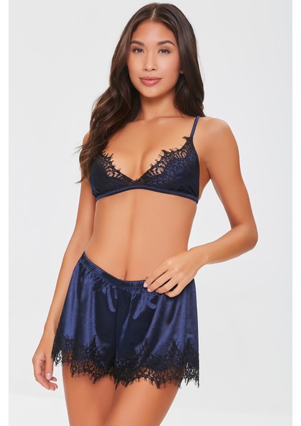 Dantel Detaylı Şort fiyatları