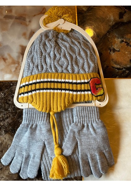 Bere Atkı Eldiven Takım 4-8 Yaş Erkek Letter C