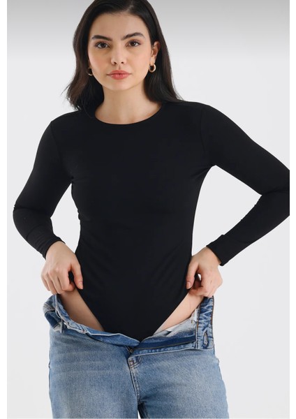 Siyah Bisiklet Yaka Alttan Çıtçıtlı Body Zıbın