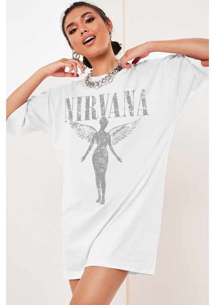 Melek Nirvana Beyaz Oversize Kısa Kollu Kadın T-Shirt