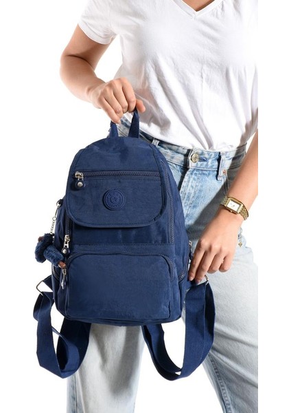 Kadın Sırt Çantası Kapaklı Model 30*25 cm Hafif Klinkır Kumaş Spor Çantası Günlük Bayan Çantası