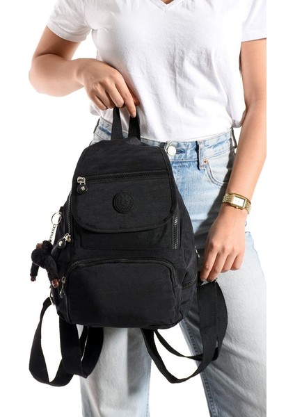 Kadın Sırt Çantası Kapaklı Model 30*25 cm Hafif Klinkır Kumaş Spor Çantası Günlük Bayan Çantası