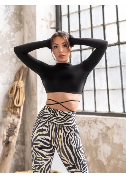 Sırtı Açık Belden Bağlamalı Uzun Kollu Spor T-Shirt fırsatları