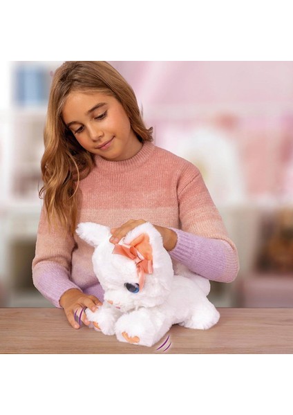 Sunman 90773 Hareketli ve Sesli Sevimli Peluş Kedicik Bella -Sunman