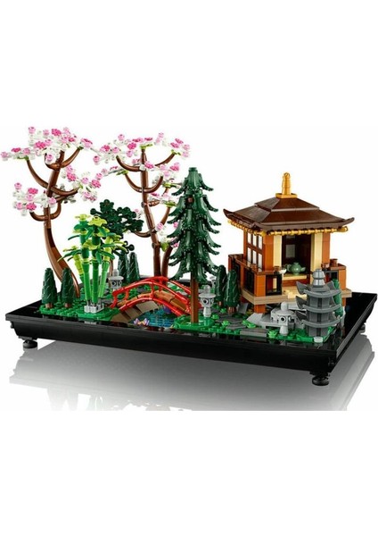 10315 Lego® Icons Huzurlu Bahçe 1363 Parça +18 Yaş fırsatları