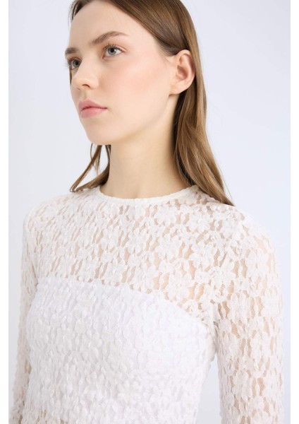 Fitted Dar Kesim Bisiklet Yaka Dantel Uzun Kollu Beyaz Bluz E4930AX25SP modelleri