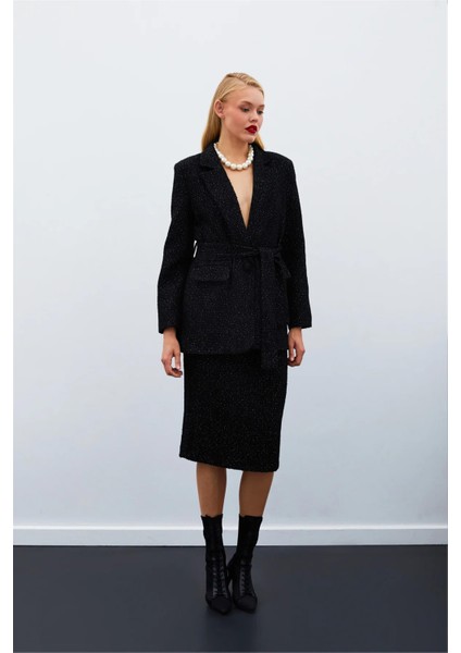 1533-6518 Siyah Kadın Kuşaklı Simli Tüvit Ceket fiyatları
